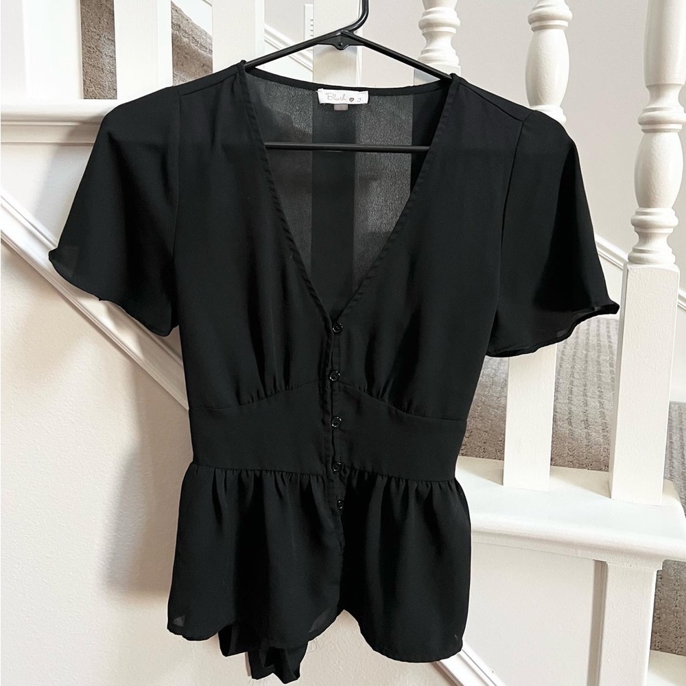 Black Blouse 🖤